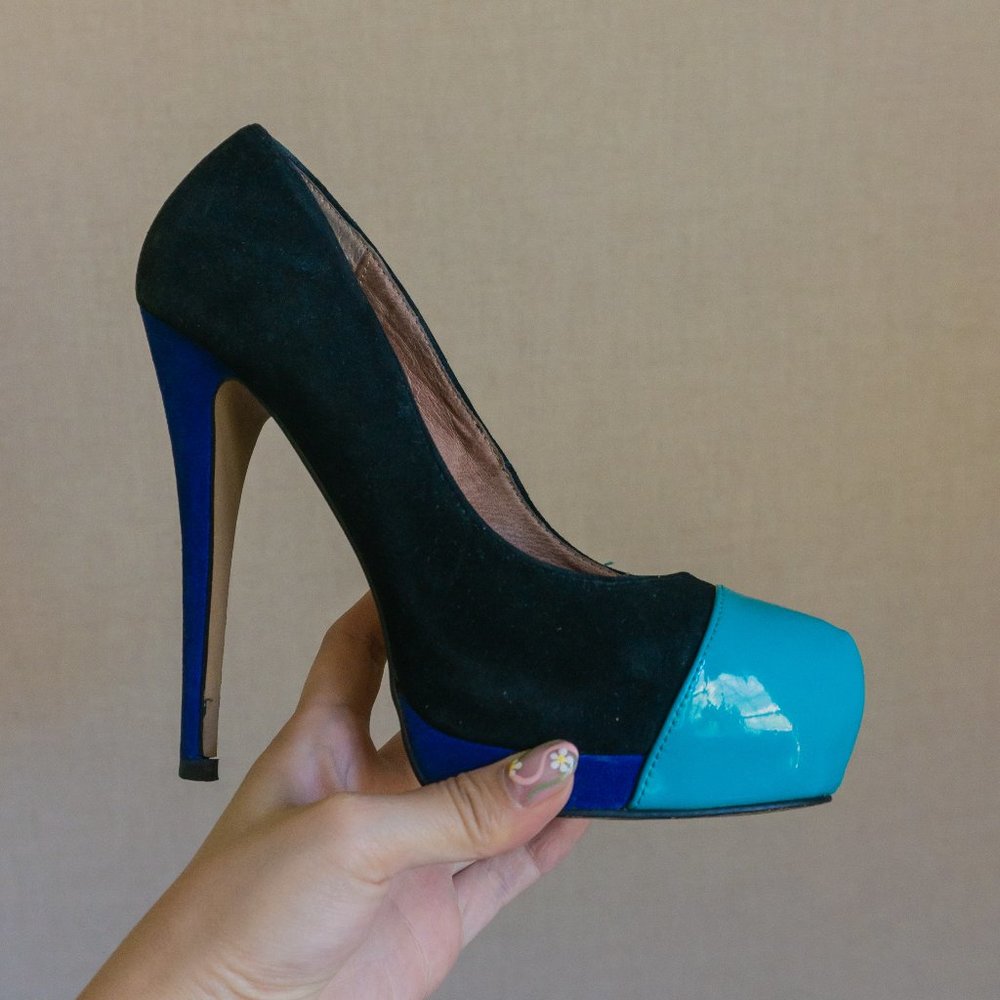 ALDO Black and Teal Suede Platform Pumps/Heels